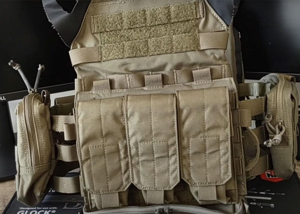 JPC 実物 Crye Precision PACK ZIP-ON パネル 2.0 プレートキャリア バック