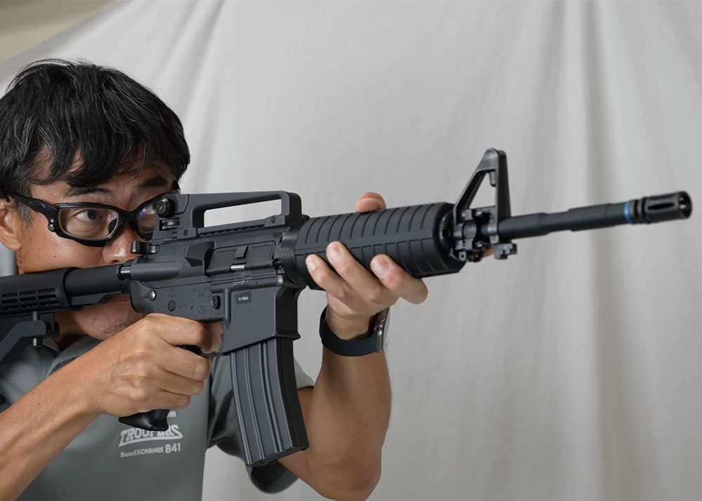 Mach Sakai Reviews The Tokyo Marui M4A1R AEG