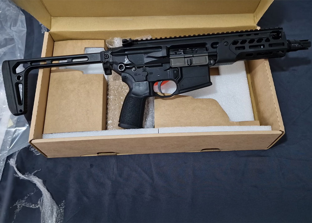 Middle Aged Gamer Unboxes The 2024 APFG Rattler LT GBBR