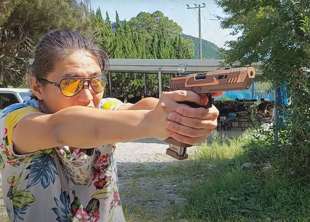Baton Airsoft BT-SAND Viper CO2GBB Shooting Test | Popular