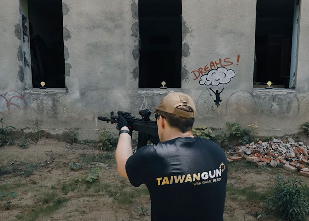 Taiwan Gun Eshooter Sentry 2 Wireless Target Training With Arcturus AT-AK12U-FE