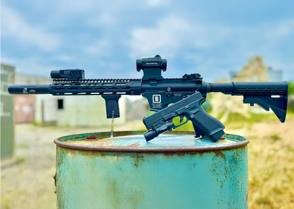 Japan Airsoft Channel CO2 Blowback vs Gas Blowback