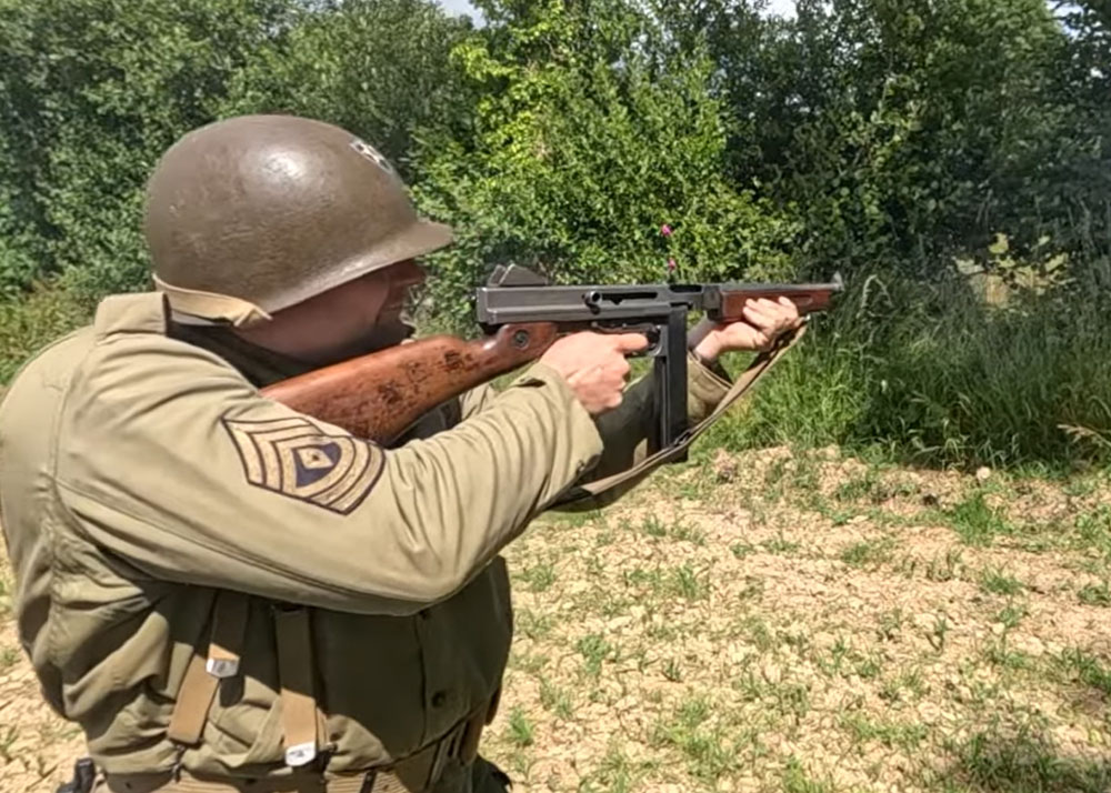 Neo035: Firing The Thompson M1A1 In Slow Motion