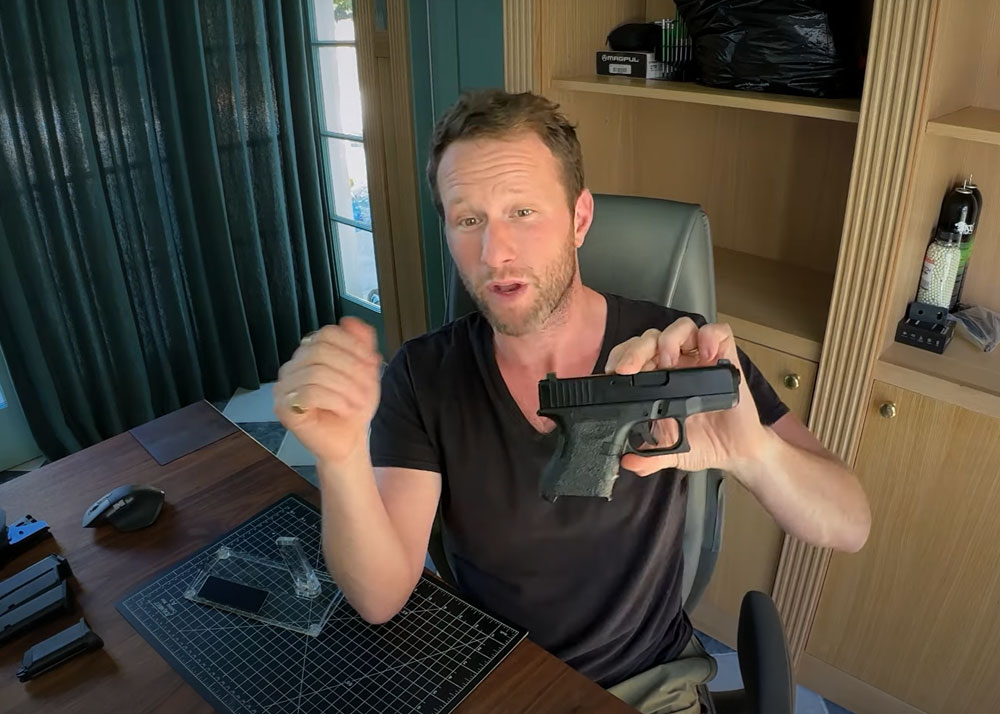 6mm Badger: Tokyo Marui Glock 26 GBB Pistol
