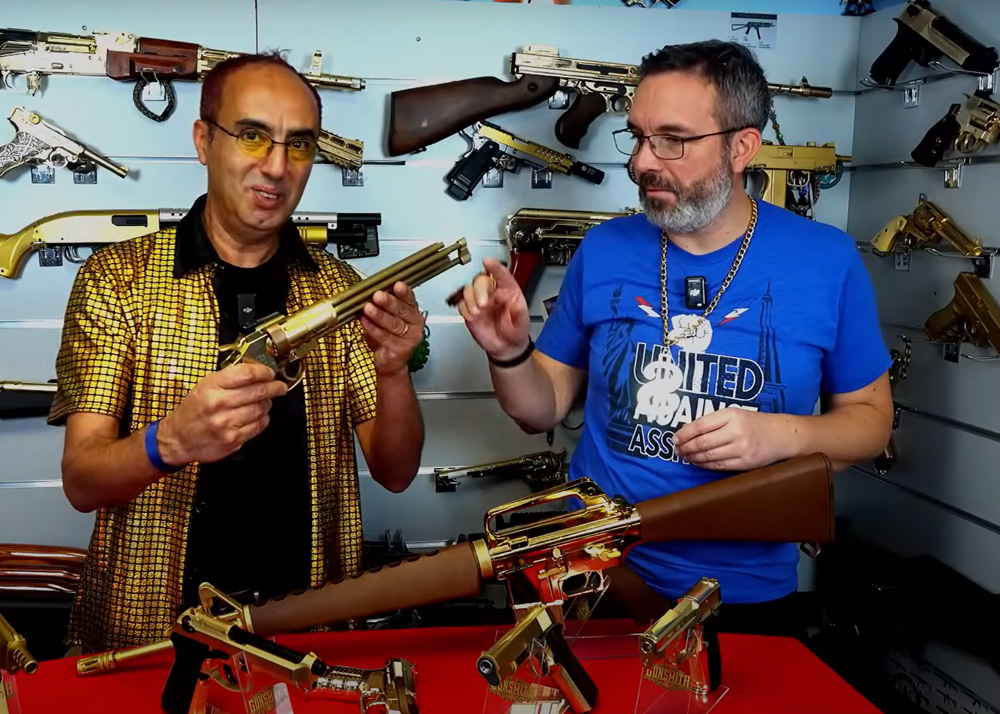 L'Antre Du Dingo: Gold Airsoft Replicas