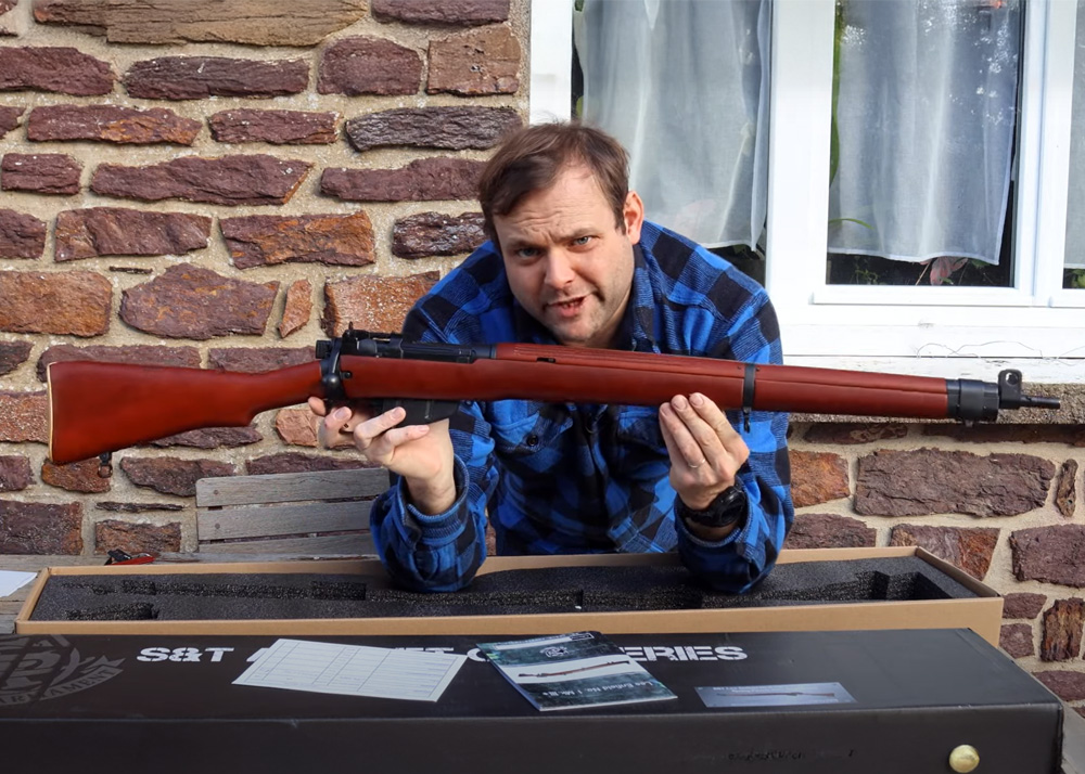 Neo035 Unboxes the S&T Lee Enfield No4 Mk1