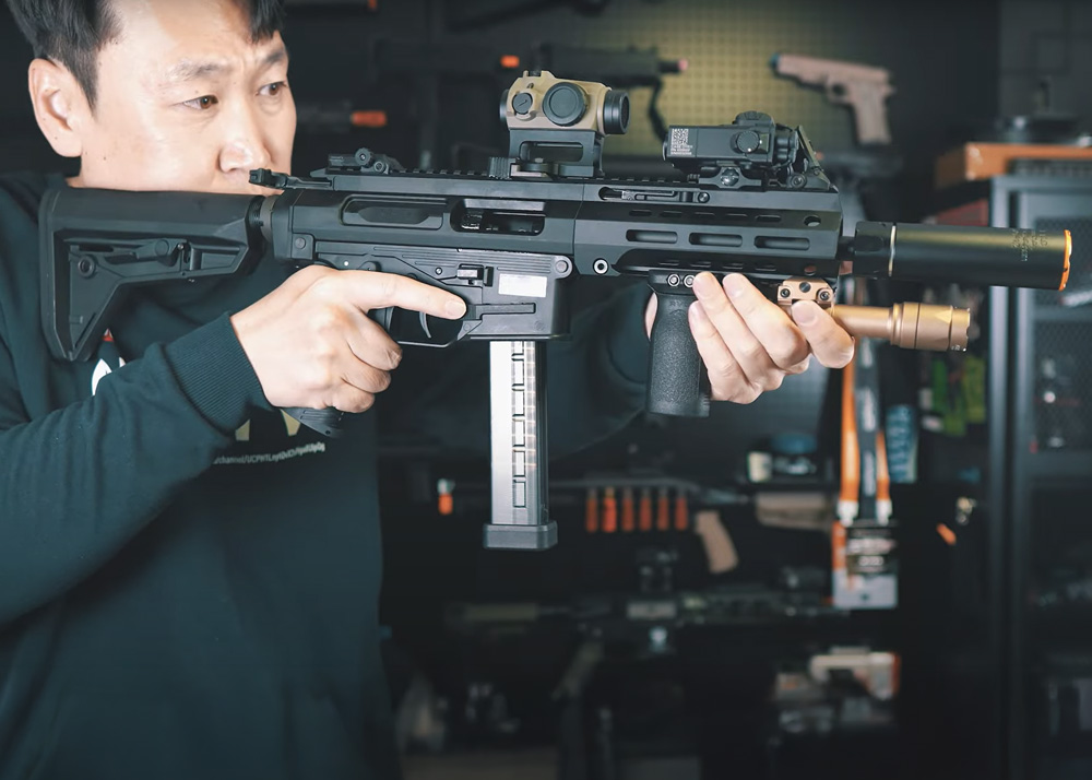 Ahjae TV Reviews The Maruyama SPC-9 GBB