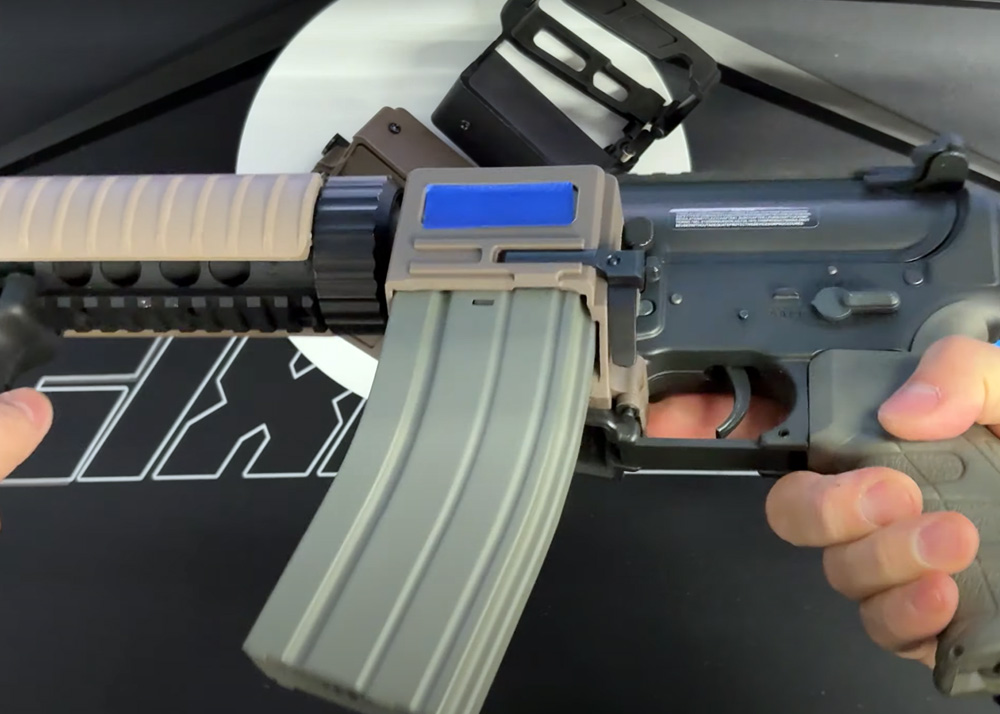 Sixmm Aisoft MadDog Full Plastic READY AEG MAG