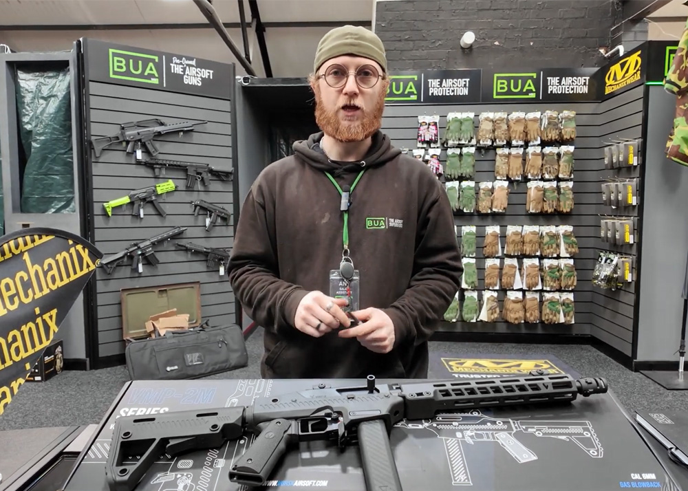 Mach Sakai: Maruzen MP5 Kurtz A4 GBB | Popular Airsoft