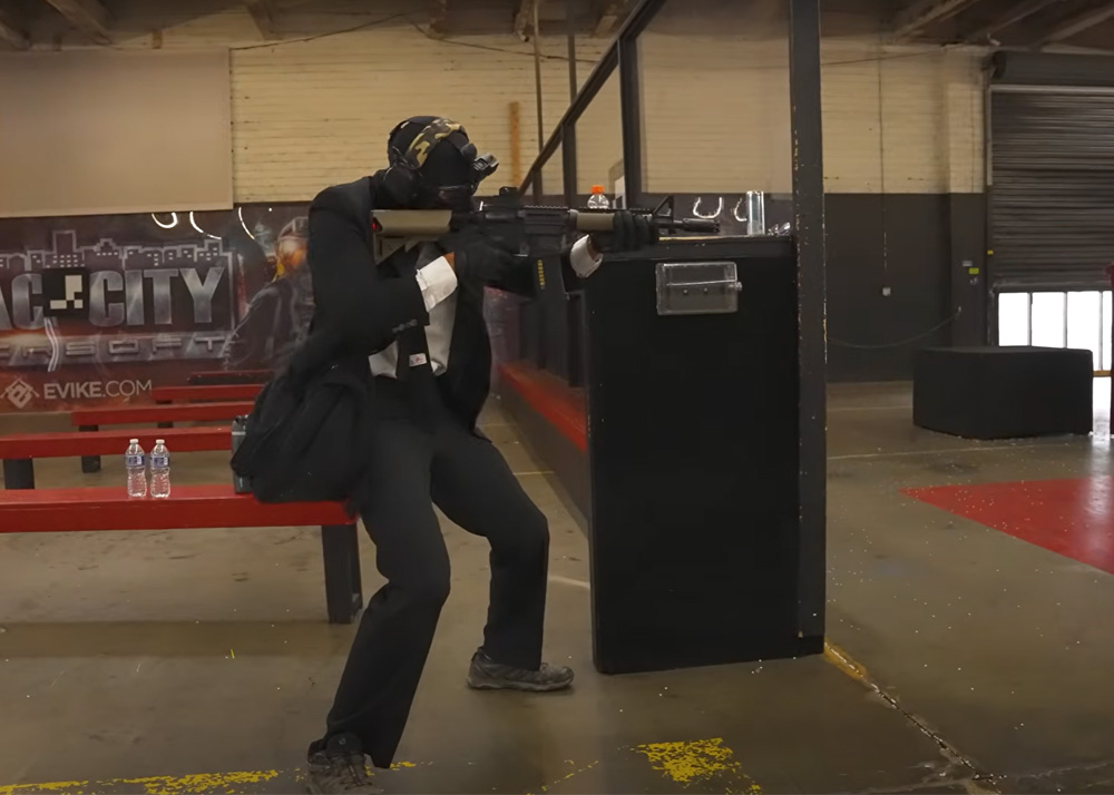 DesertFox Airsoft Elite Force EyeTrace CQBX M4 Gameplay