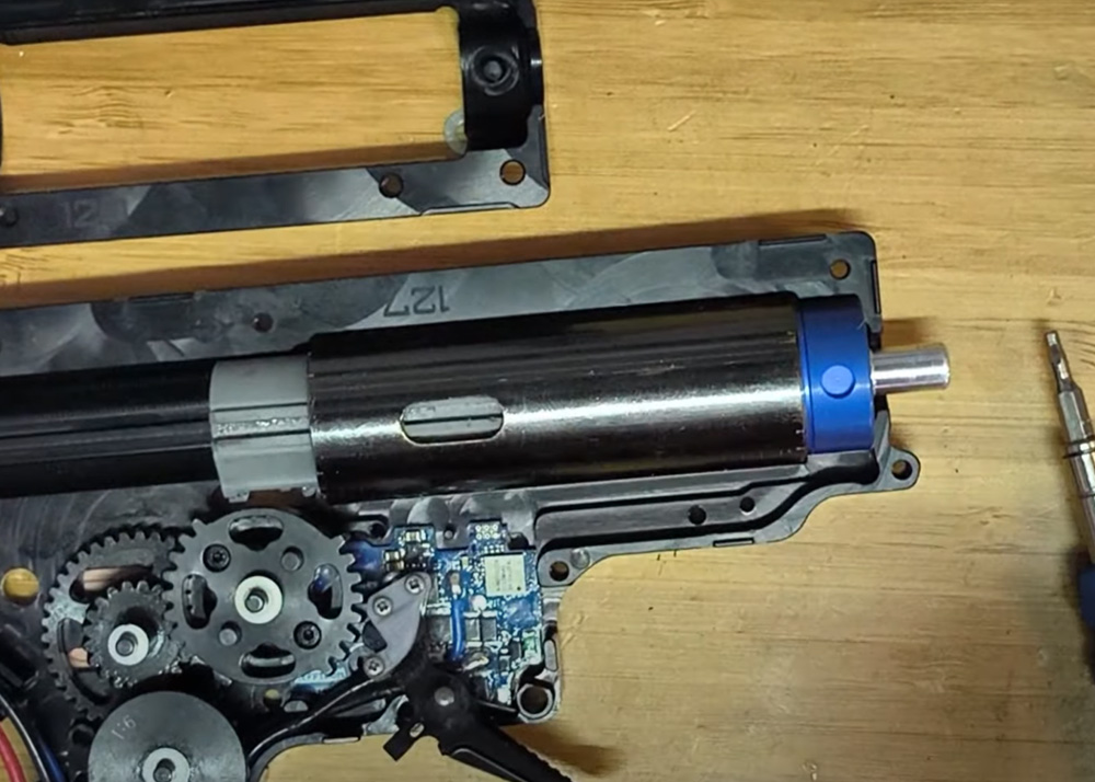 El Bridos 5.95: Apache Aztech Kit