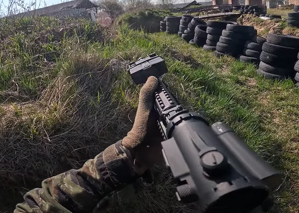 AirsoftNEXT Strike Industries AK-TRAX Rifle ETU Eshooter AEG Gameplay