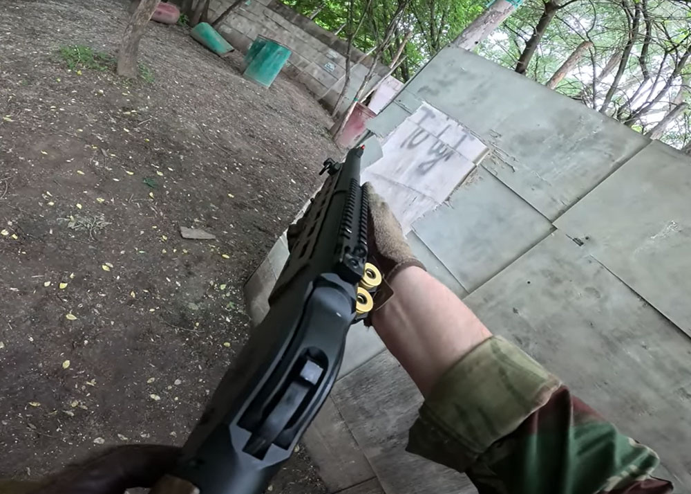 Lever Action Shell Ejecting Golden Eagle AT8703 Airsoft Shotgun For CQB