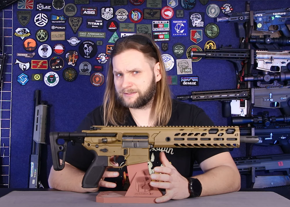 ジャンク品　TOP EBB SR-16 KNIGHT'S URX2 Knight's Armament M4 SR 16 AEG 10.5