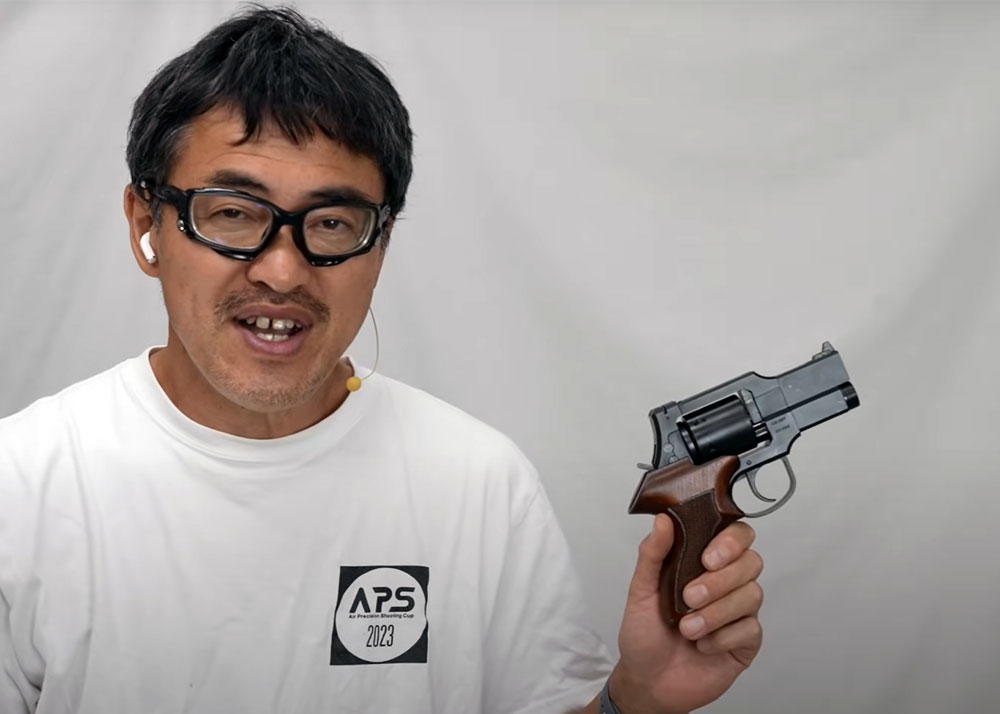 トイガン Marushin UNLIMITED REVOLVER MAXI 8mmBB Marushin Unlimited HW Revolver Maxi8 (8mm X-Cartridge, Black