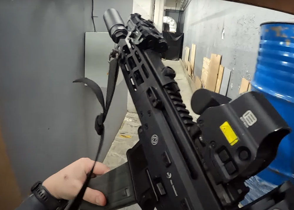 Duke Maruyama ISO 556 GBBR Gameplay