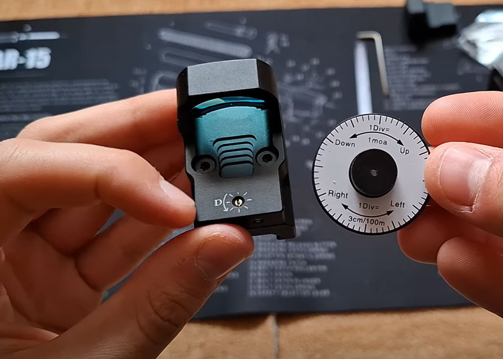 Gerxckt´s Airsoft Channel  VictOptics V3 Red Dot Sight Unboxing