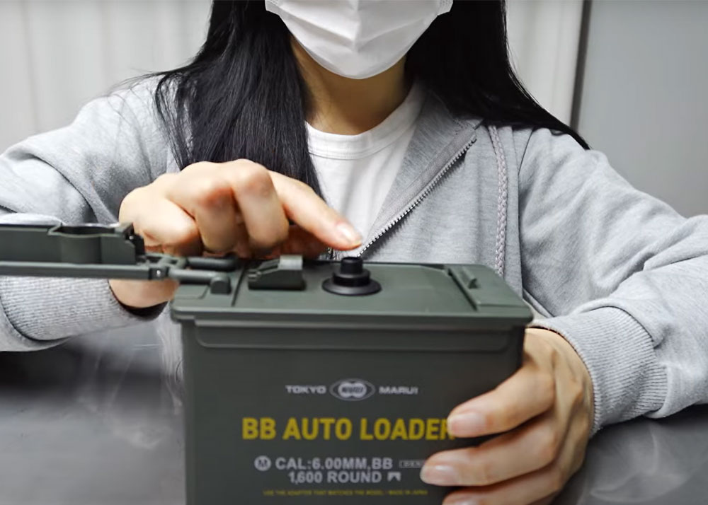 DO999 Reviews The Tokyo Marui Auto BB Loader