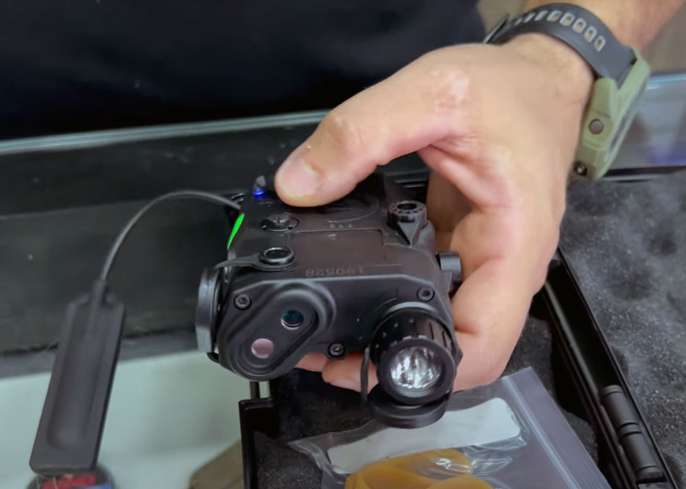 GM Tatico Element AN/PEQ Functional EX419