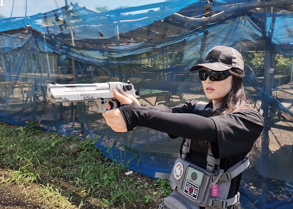 P.O Channel Custom Desert Eagle CO2 Blowback In Multicam Silver Cerakote