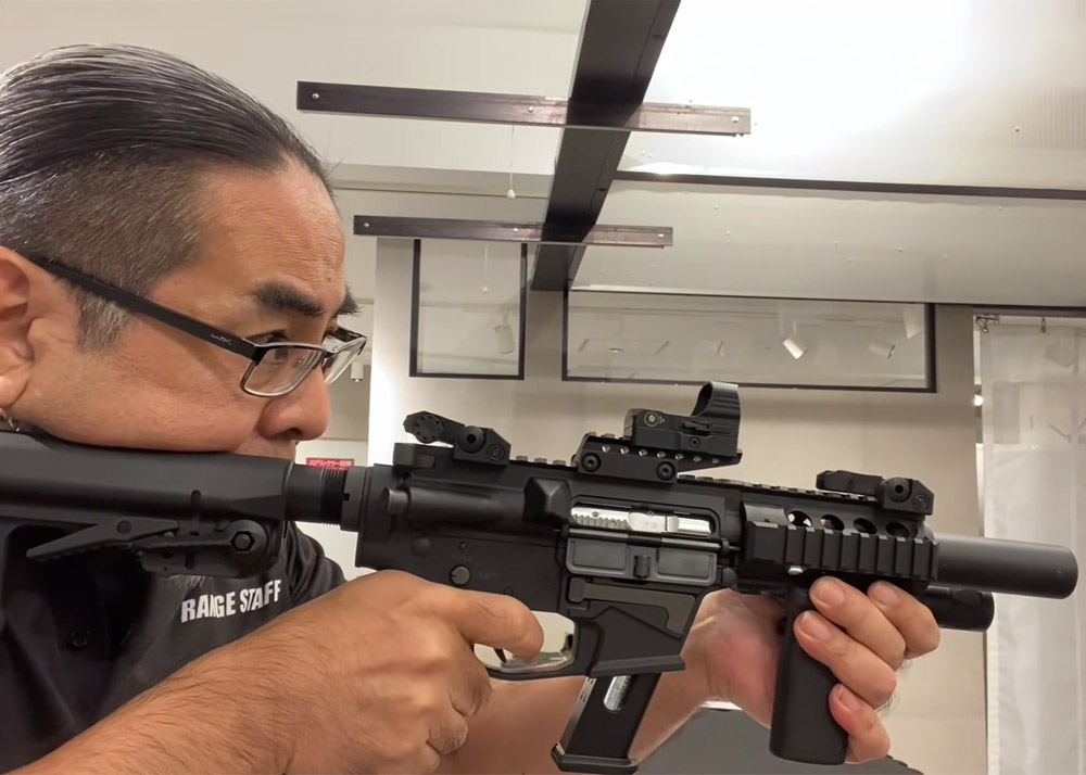 Hurricane 553 Holo Sight | Popular Airsoft: Welcome To The Airsoft