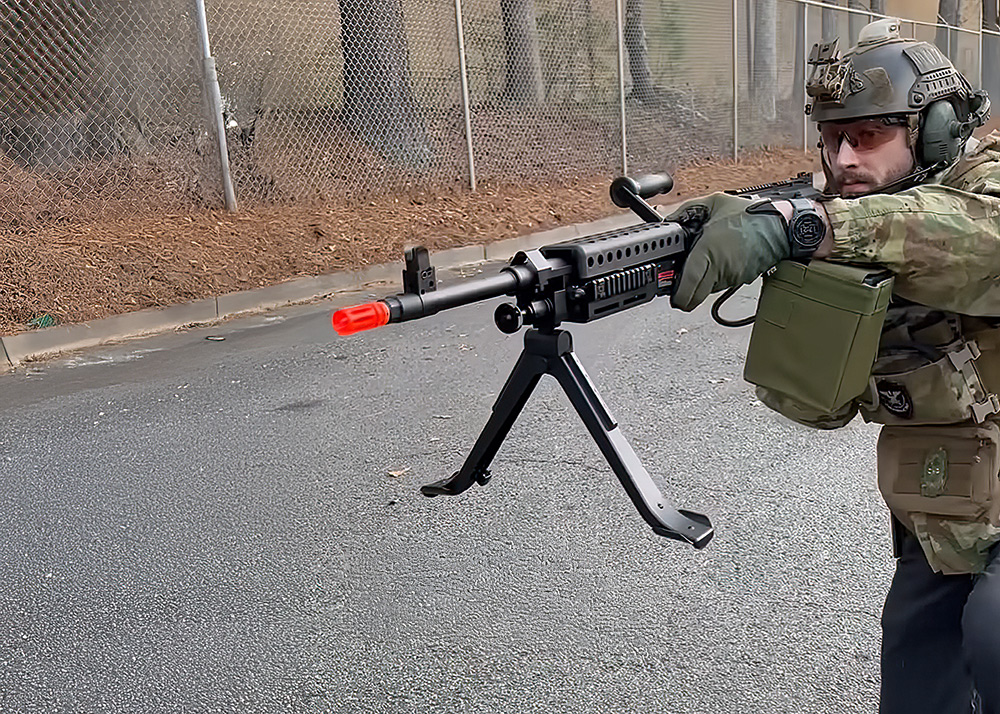 Airsoftjunkiez HPA M240 with Box Magazine