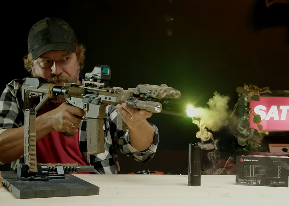 SAT&Gaming Airsoft On The Eshooter Smoky V900