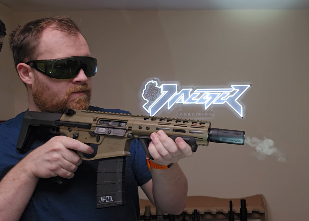 Jaeger Precision Tries The Martina Smoky Wolf Mini Airsoft Smoke & Flash Generator