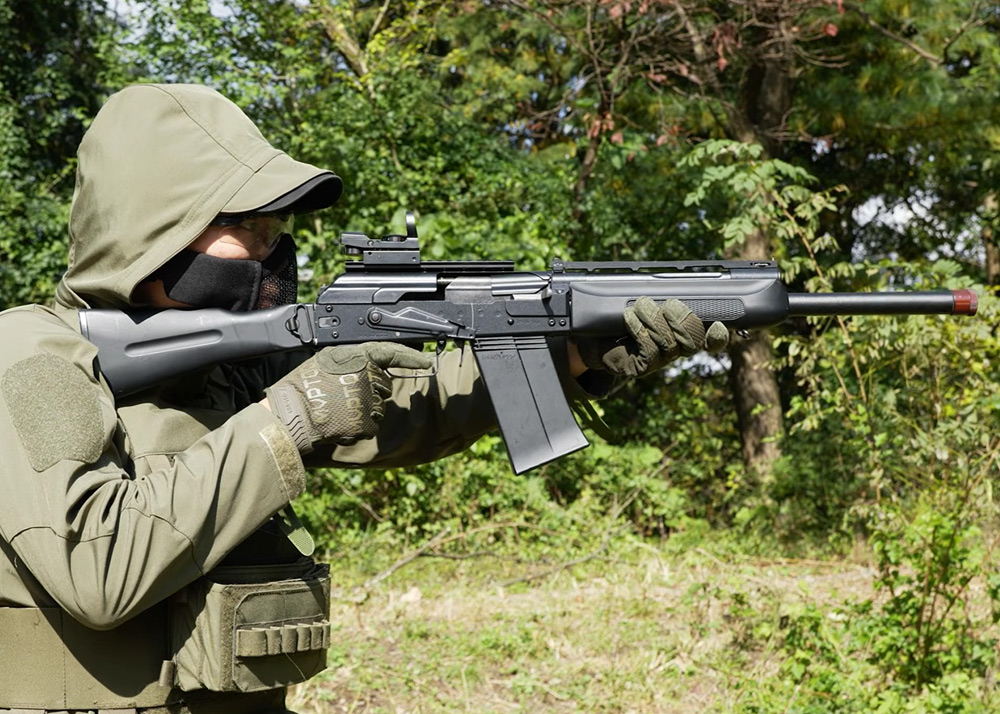 Molcolm With The Tokyo Marui Saiga-12K GBB Shotgun
