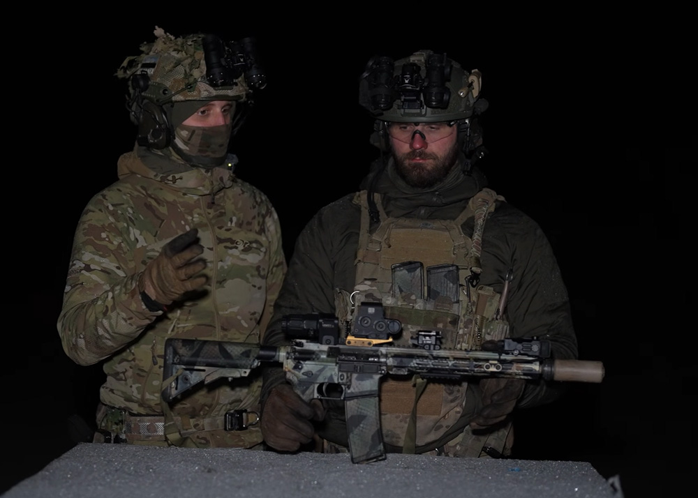 Falcon Claw Which Sight is Actually Best For Night Vision Shooting?