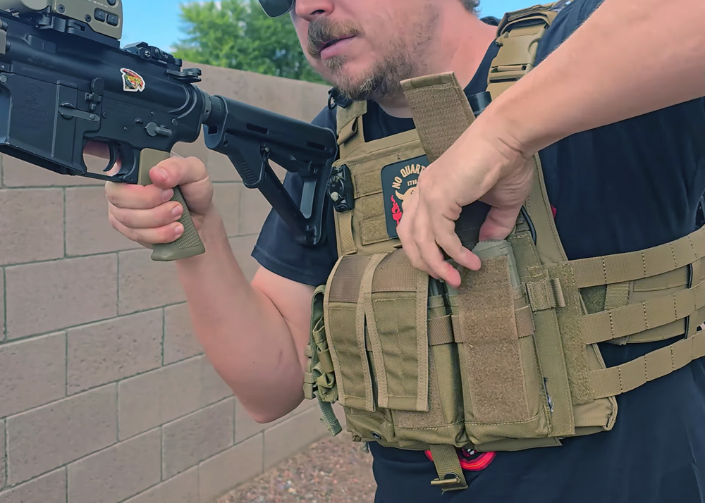 November 1 Sierra Code 11 SAV Multi Functional Plate Carrier Review
