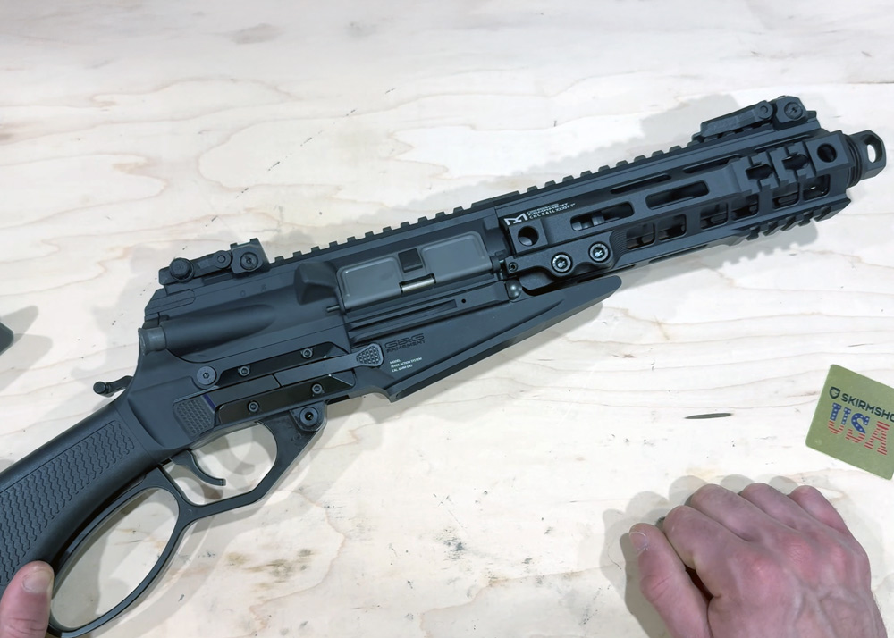 Stupid Airsoft On The G&G LevAR