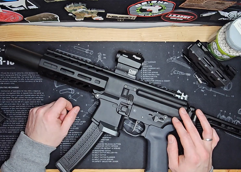 Blowback Maniac Airsoft On The APFG MCX GBB