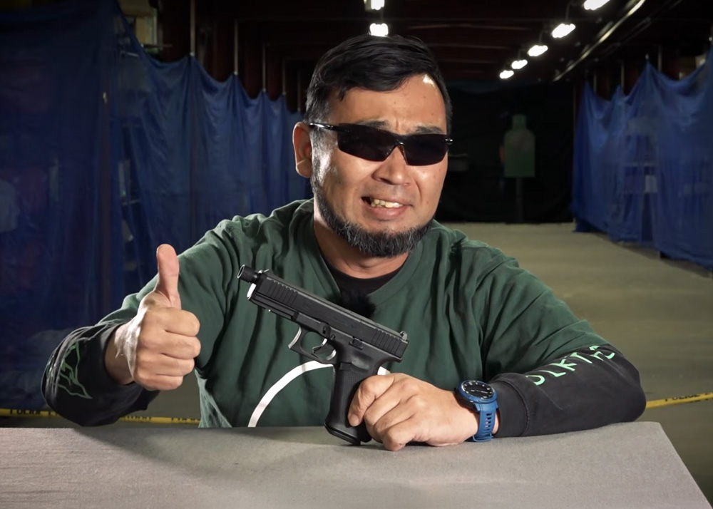Hyperdouraku: BATON Airsoft GLOCK G17 Gen5 MOS CO2GBB