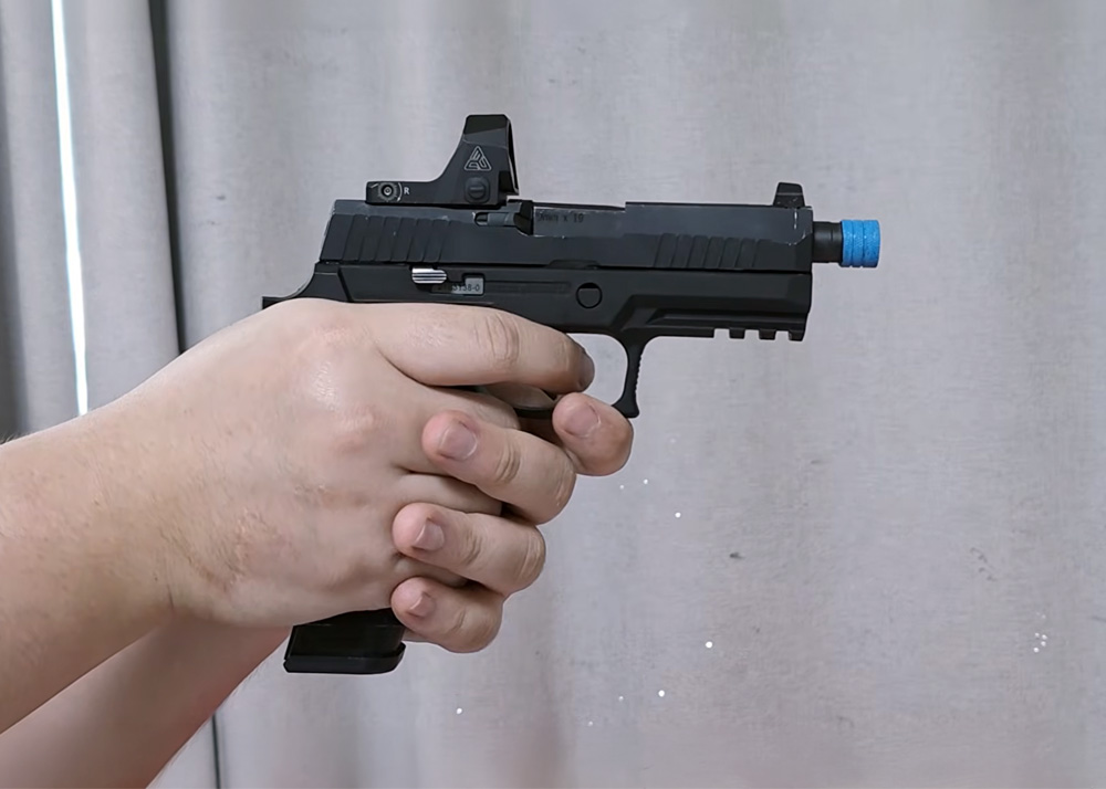 Geometry & Vectors VFC P320 X-Carry Aluminium Slide Quick Demo