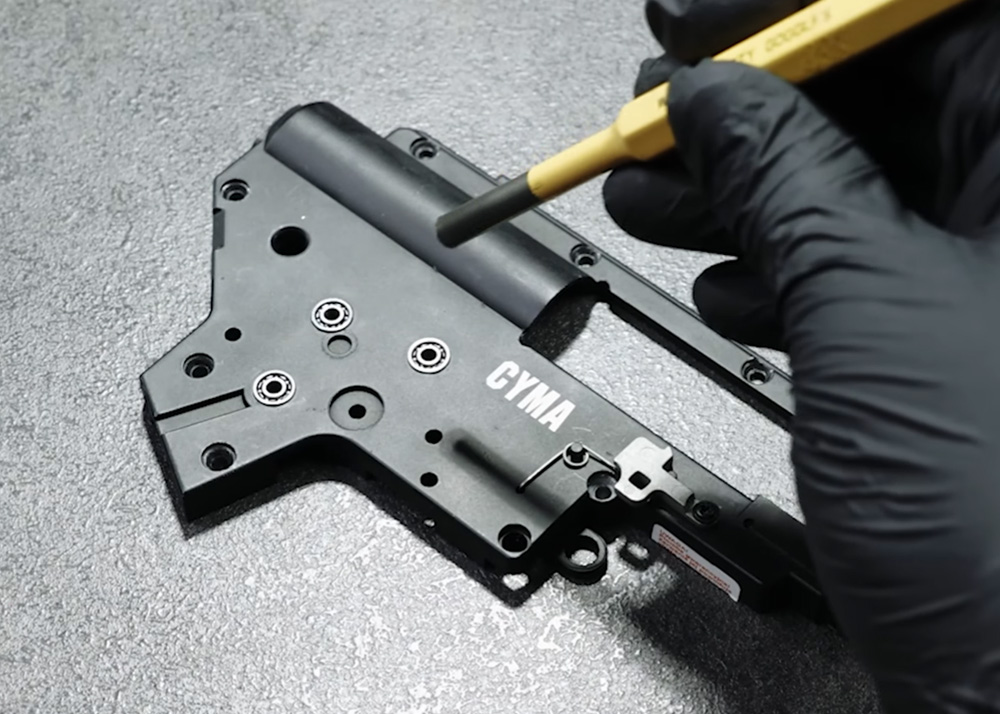 Taiwan Gun's Airsoft Bearings Video Instruction