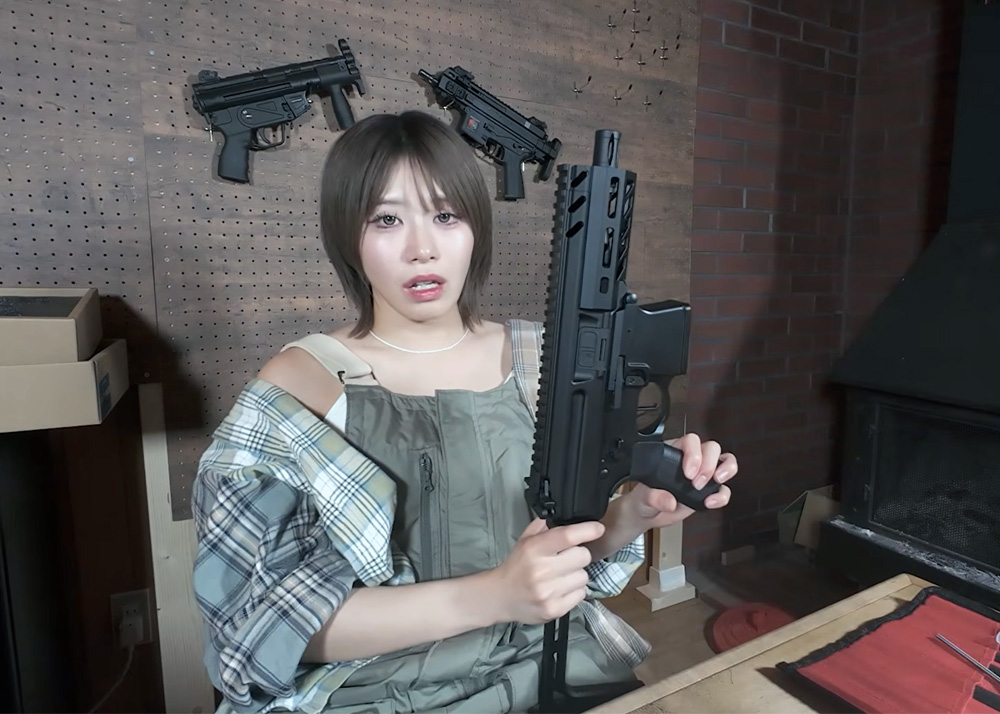 Airi With The Stratos X MPX GBB