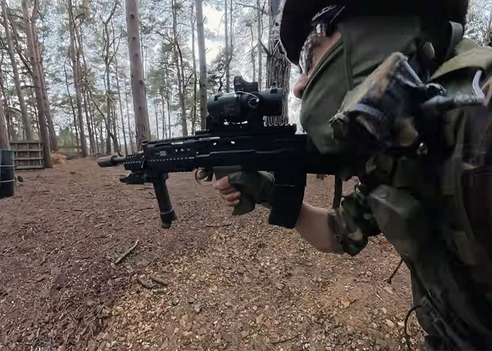 Captain Airsoft Upgraded WE L85 Gameplay