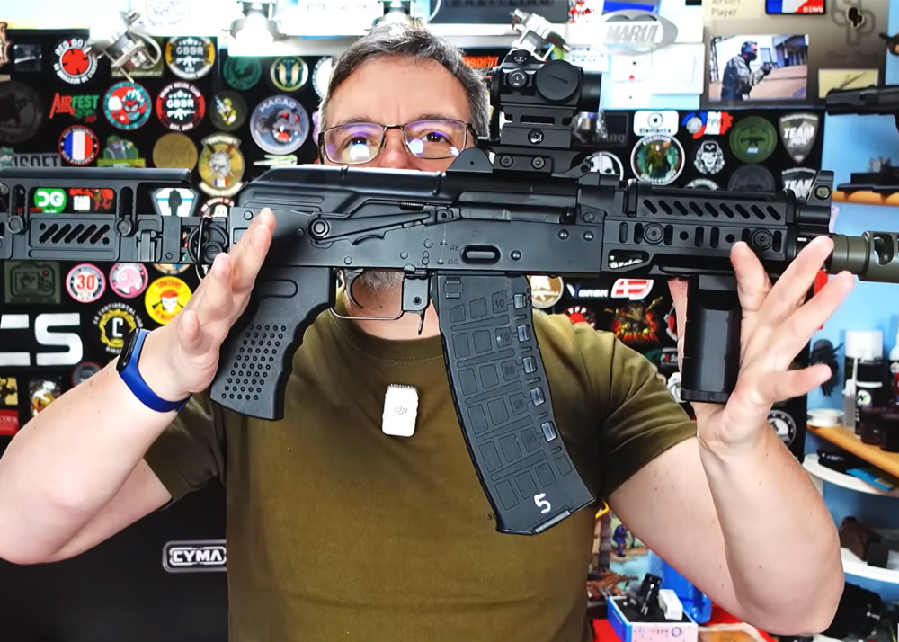 L'Antre Du Dingo: CYMA CM.113B AKS74U "Zenitco" Platinum Gen 2