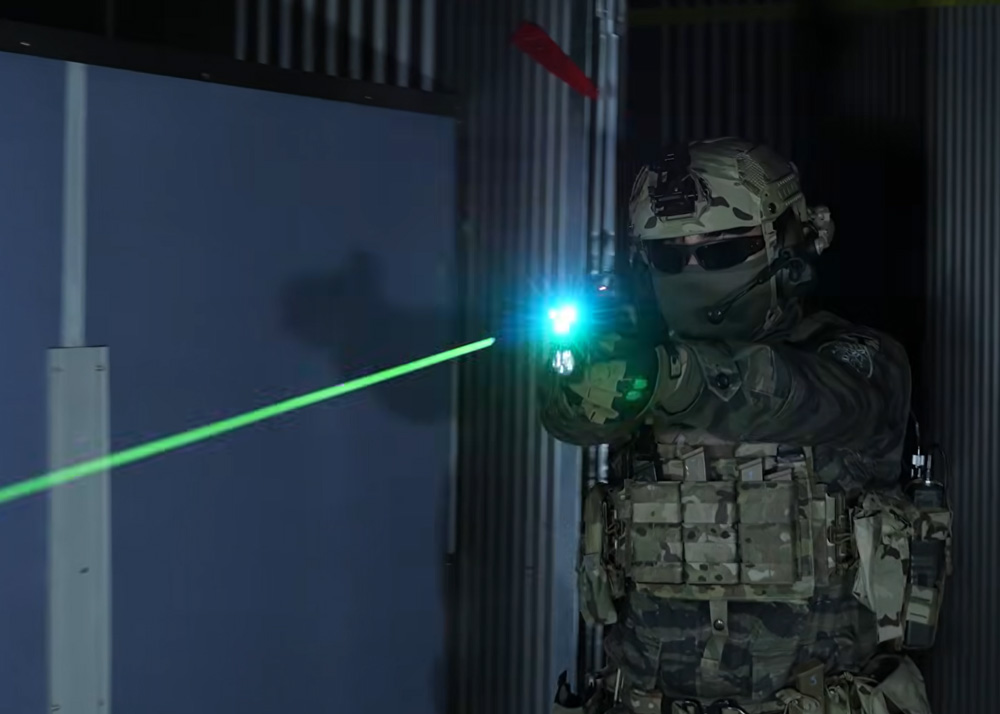 Molcom With The Acetech Quadra Series