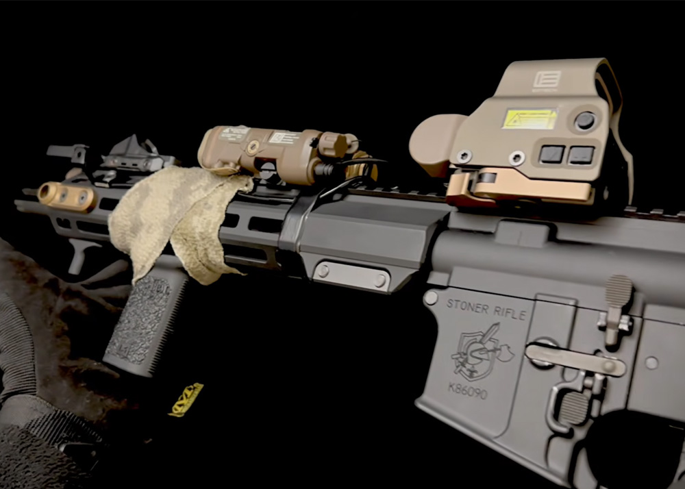 Prime Mech Airsoft's Crispy KAC SR16 Build