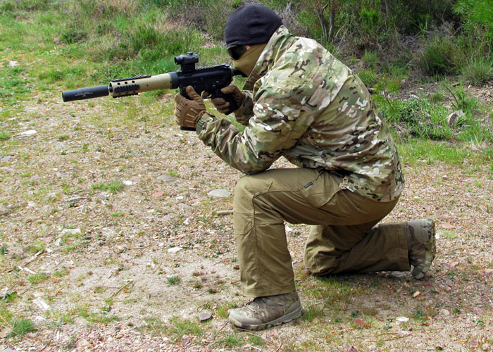 tac dry rain shell