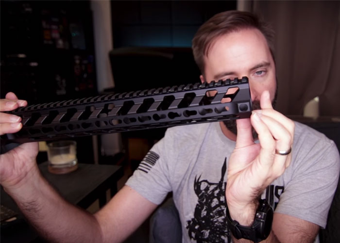 "The Lightest Airsoft Rail Yet?" Popular Airsoft To The