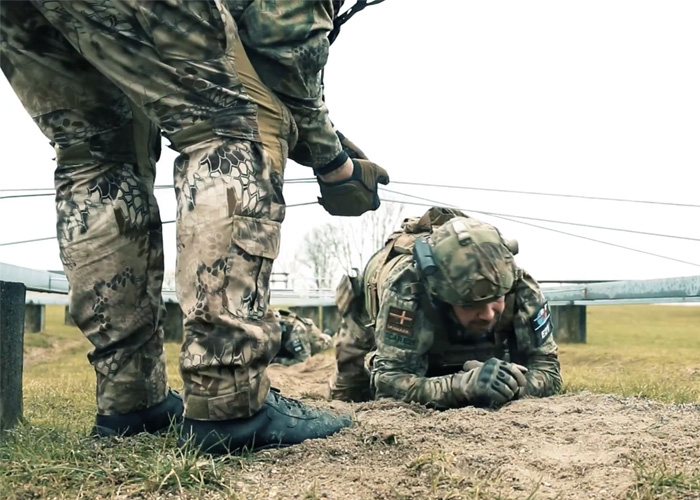 Do You Exercise & Go Through Obstacle Courses To Train As An Airsoft