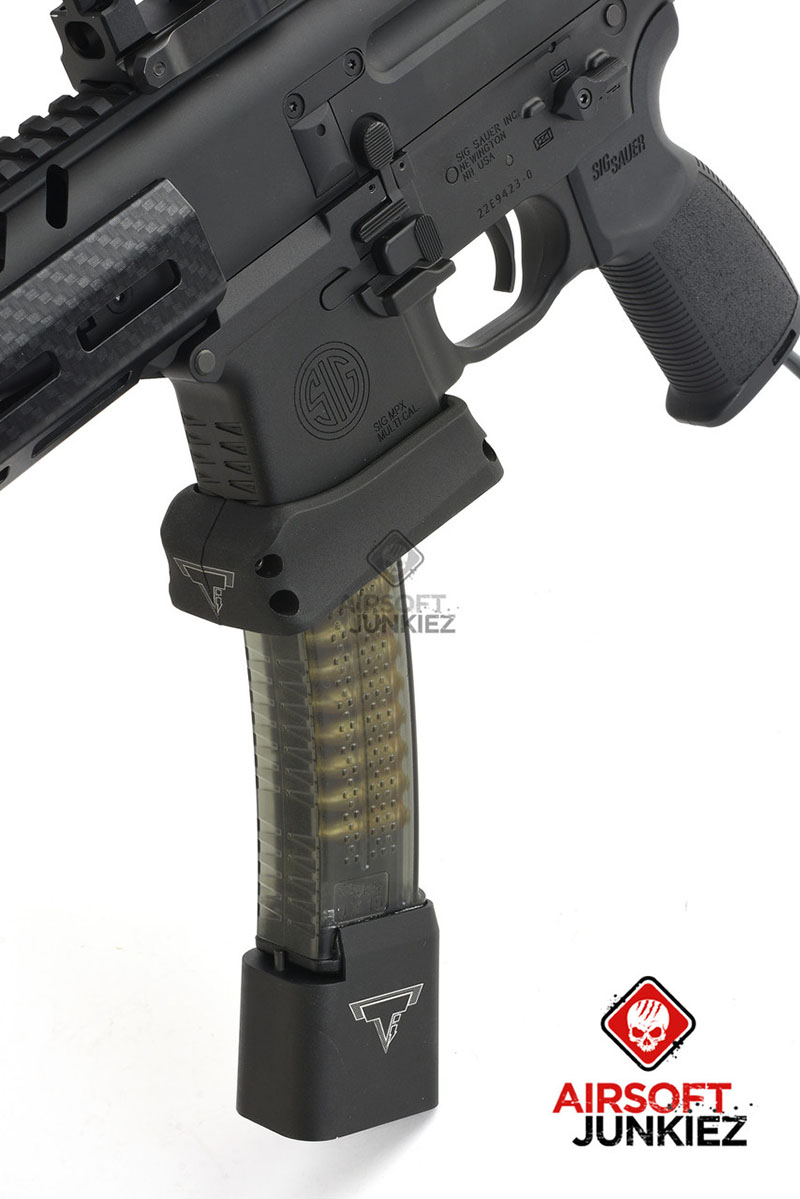 Airsoftjunkiez Custom Expert HPA TTI CF MPX 05
