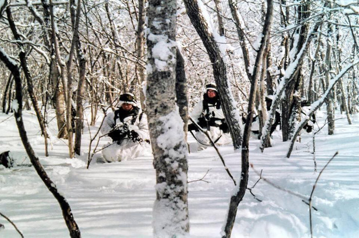 Darkhorse Winter PewPew 02