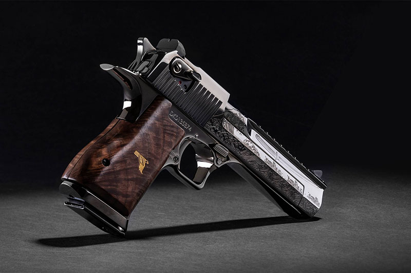 Magnum Research "Dueling Katanas" Desert Eagle 03