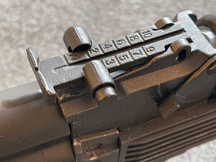 Specna Arms SA-J05 EDGE Review 05