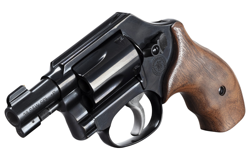 Lipsey’s Exclusive S&W x Field Ethos Model 36 DAO .38 Special  03
