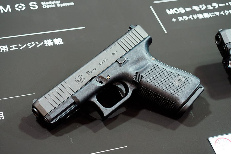 Tokyo Marui G19 Gen 5 GBB Pistol 03